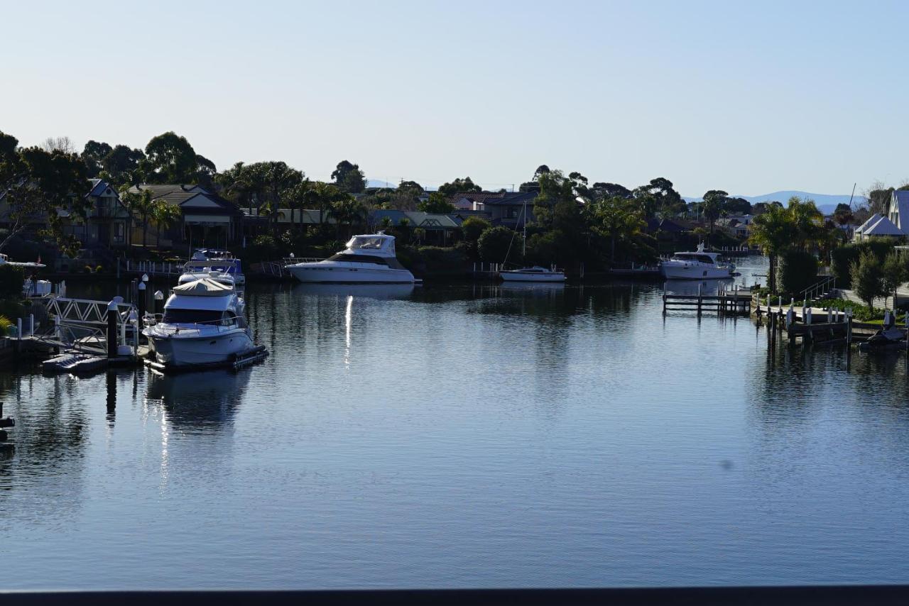 Captains Cove Resort - Waterfront Apartments Paynesville Exterior foto